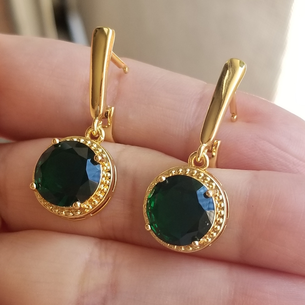 New 18K Gold Plated Round Cut Emerald Dangle Drop Hoop Earrings for Women - Picture 6 of 8
